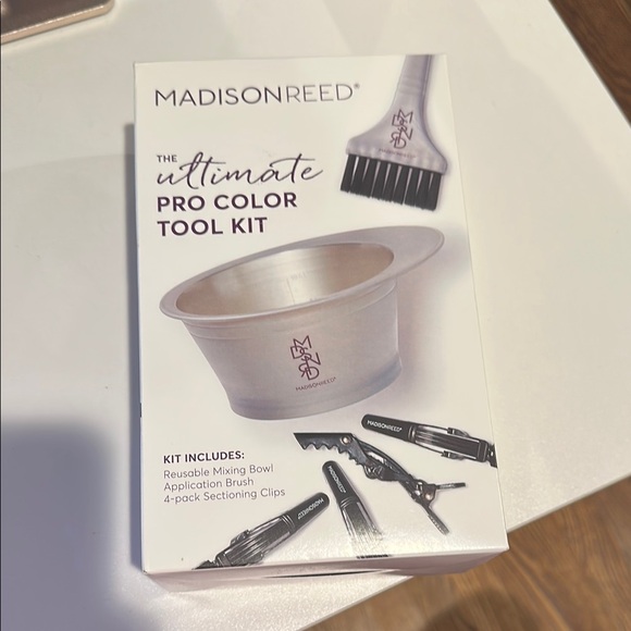 Madison Reed Pro Color Tool Kit - Picture 4 of 4